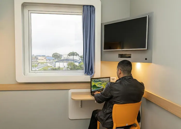 ibis budget Curitiba AeroportoHotel Em